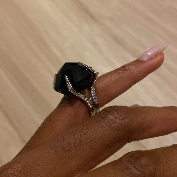 H&M Studio A/W ‘23 rhinestone embellished stone ring - Picture 4 of 5